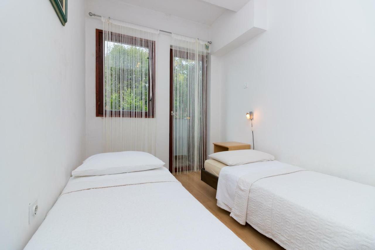 Apartment Beautiful Garden By Rent Istria Poreč Exterior foto
